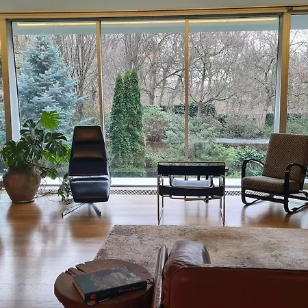 Exceptional Calm 3br, 2.5ba With Patio, Pool & Gym Apartman