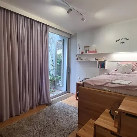 Апартаменты Exceptional Calm 3br, 2.5ba With Patio, Pool & Gym